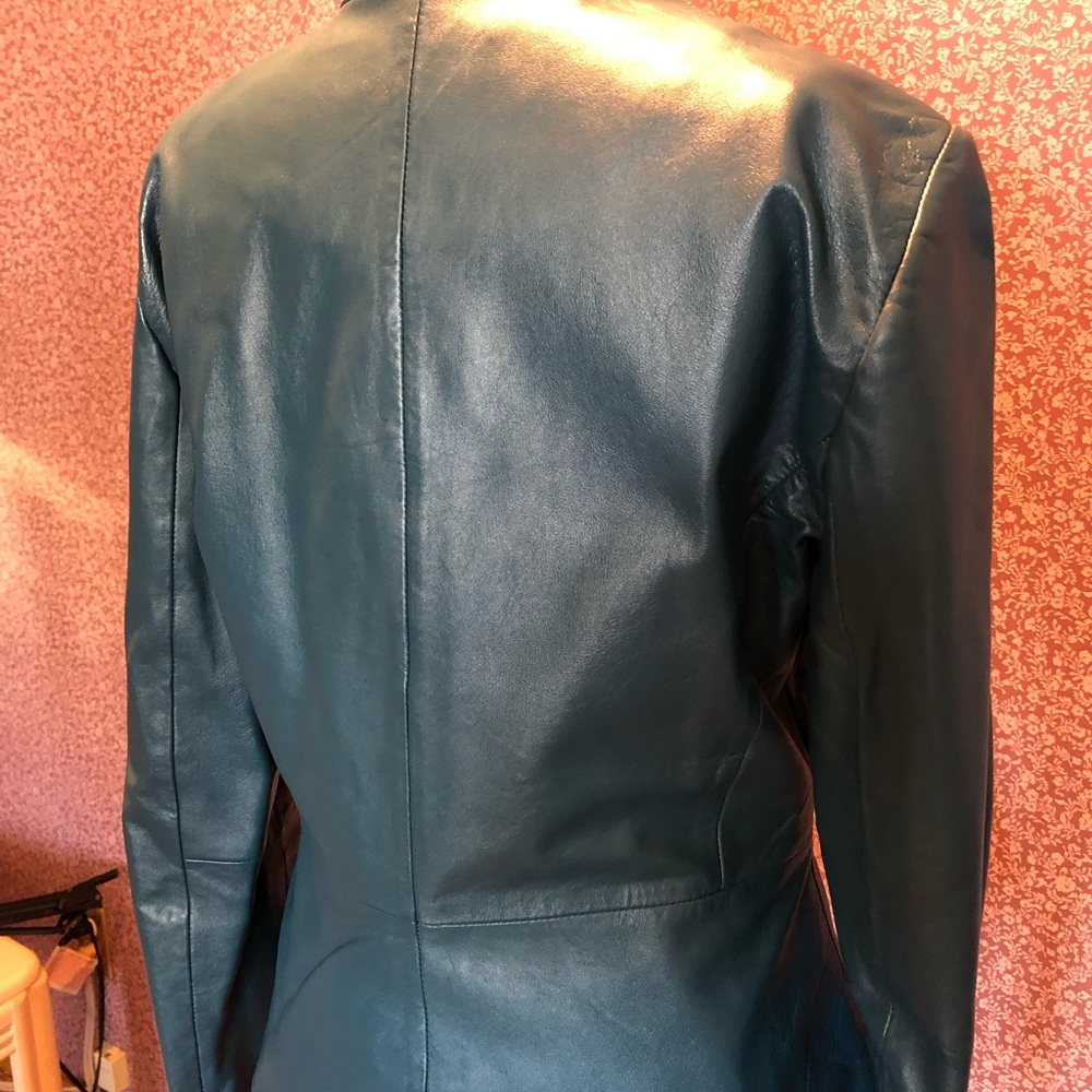 Detailed jacket - Picture 3 of 5